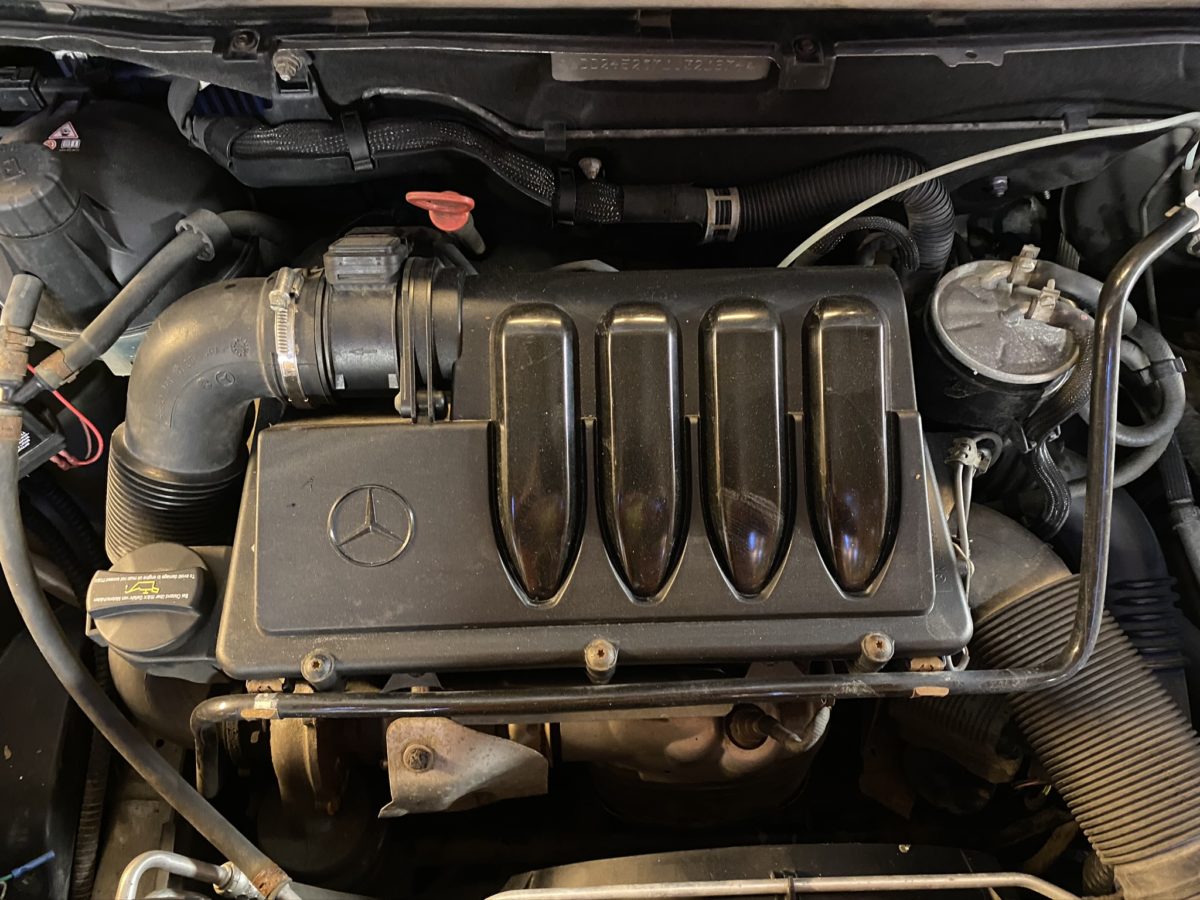 Changing Filters on the W245 B-Class 180CDI