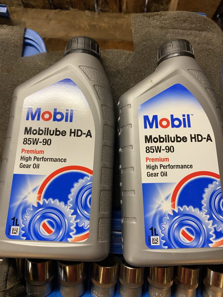 differential oil bottles
