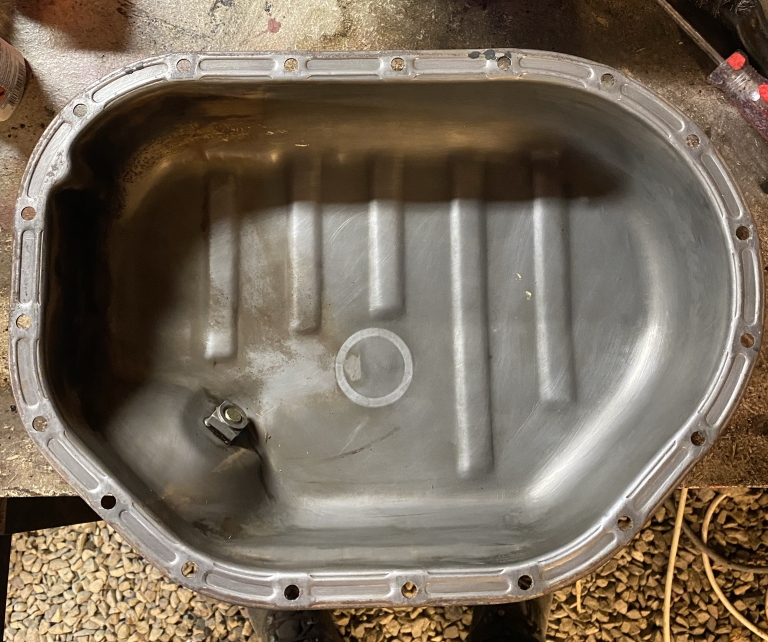 Cleaned oil pan for the M110 engine
